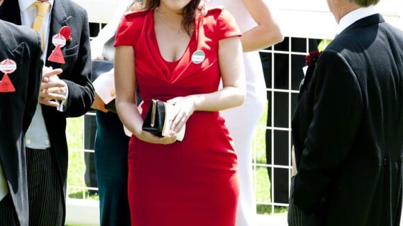 Ascot 2011 : La princesse Eugenie, devant son boyfriend, se rachète en beauté
