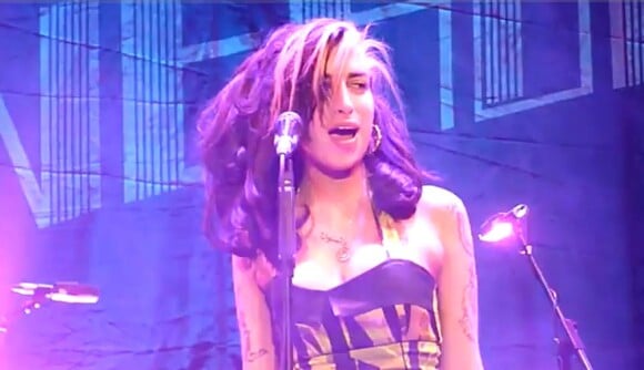 En concert à Belgrade le 18 juin 2011, Amy Winehouse a prouvé, éméchée et désorientée, qu'elle n'était toujours pas capable de faire son retour sur scène...