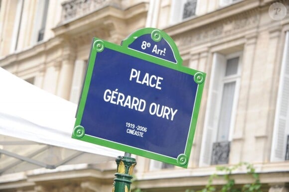 L'inauguration de la Place Gérard Oury, dans le VIIIe arrondissement de Paris, le 22 juin 2011.