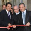 Pierre Lellouche, Jacques Bravo et Thierry Mariani lors de l'inauguration du restaurant du Palais Garnier, à Paris, le 27 juin 2011.