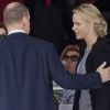 Le prince Albert de Monaco et sa fiancée Charlene Wittstock lors du Jumping international de Monte-Carlo, le 24 juin 2011. 