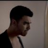 Joe Jonas, dans son premier clip en solo, See no more.