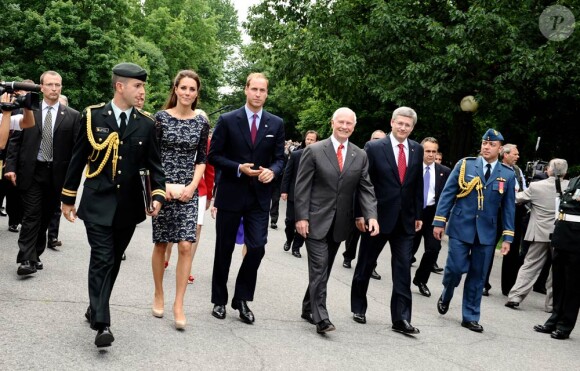 Le prince William et la duchesse Catherine de Cambridge entamaient le 30 juin 2011 leur première visite officielle internationale en tant que jeunes mariés. Au Canada, la Kate-mania a fait des ravages.