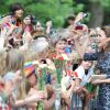 3 tenues, 10 000 fans : deux des chiffres à retenir pour le premier jour de la visite officielle au Canada du prince William et de sa femme la duchesse Catherine de Cambridge, le 30 juin 2011.