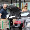 Jason Statham et sa compagne Rosie Huntington-Whiteley font leurs courses à Malibu le 3 juillet 2011