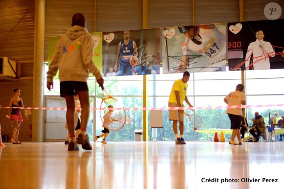 Jo-Wilfried Tsonga à Temple-sur-Lot le 13 juillet 2011 pour la promotion des villages Kinder