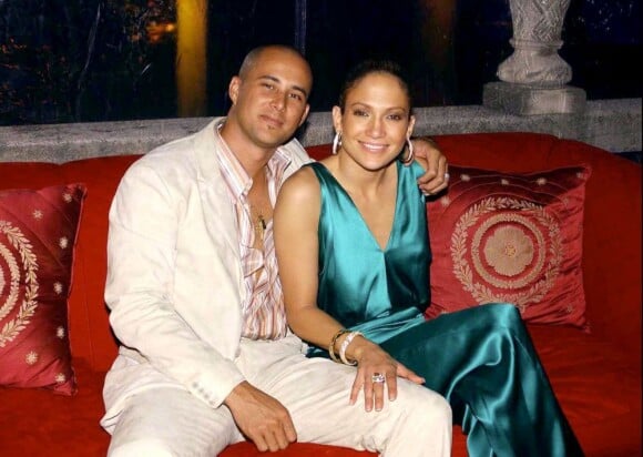 Jennifer Lopez et son second mari, Cris Judd, en 2001