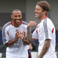 David Beckham, heureux papa, s'éclate avec Thierry Henry, pur New-Yorkais