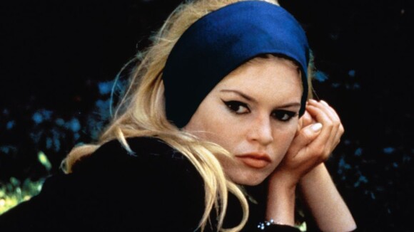 Brigitte Bardot va vous coller à la peau...