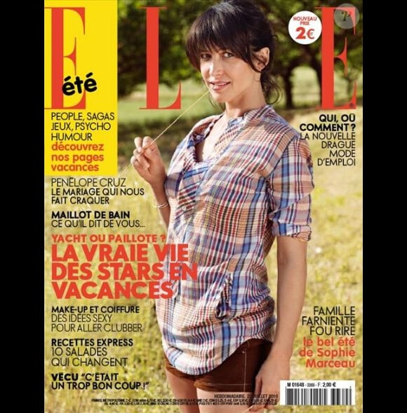 L'actrice Sophie Marceau en couv' du Elle de juillet 2010.