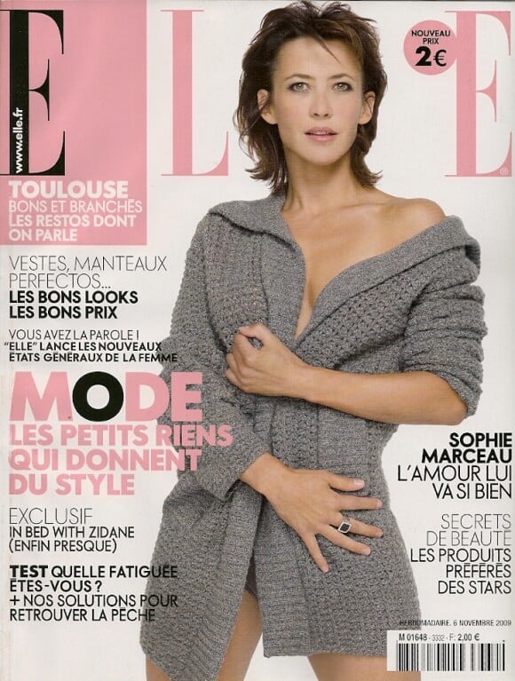 Sophie Marceau en couverture du Elle France de novembre 2009.