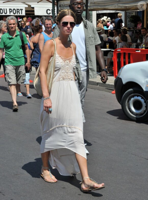 Nicky Hilton se promène à St-Tropez, vendredi 5 août 2011.