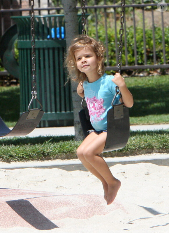 Cash Warren et sa fille Honor au parc à Beverly Hills, le 20 août 2011.