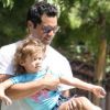 Cash Warren et sa fille Honor au parc à Beverly Hills, le 20 août 2011.