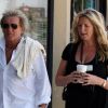 Les proches de Kimberly Stewart, parmi lesquels Rod Stewart, père de Kim, arrivent à la maternité pour la naissance de son premier enfant, à Los Angeles le 21 août 2011