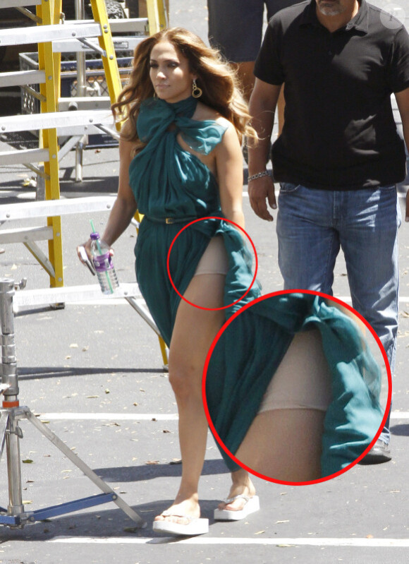 Jennifer Lopez sur le tournage de son dernier clip Papi le 23 août à Los Angeles