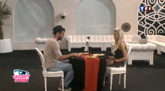 Zelko et Marie dînent en tête à tête dans Secret Story 5