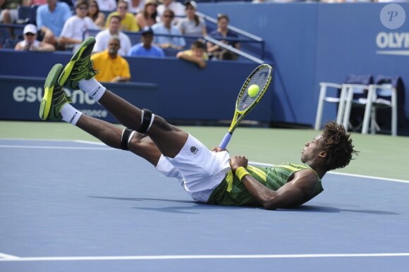 Gaël Monfils a été éliminé lors du second tour de l'US Open 2011 par Juan Carlos Ferrero au terme d'un match marathon de près de cinq heures le jeudi 1er septembre