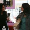 Yamina Benguigui et Sofia Essaïdi sur le tournage d'Aïcha : la grande débrouille, diffusé le 7 septembre à 20h35 sur France 2