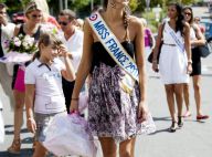 Laury Thilleman: Miss France illumine avec style l'élection de Miss Univers 2011