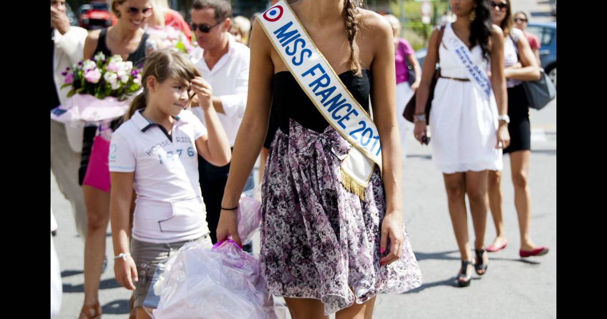 Laury Thilleman: Miss France illumine avec style l ...