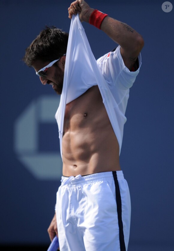 Janko Tipsarevic a du déclarer forfait durant son match qui l'opposait à Novak Djokovich à l'US Open 2011