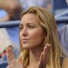 Jelena Ristic a assisté inquiète au match de son compagnon Novak Jokovic en quart de finale de l'US Open 2011 le jeudi 8 septembre