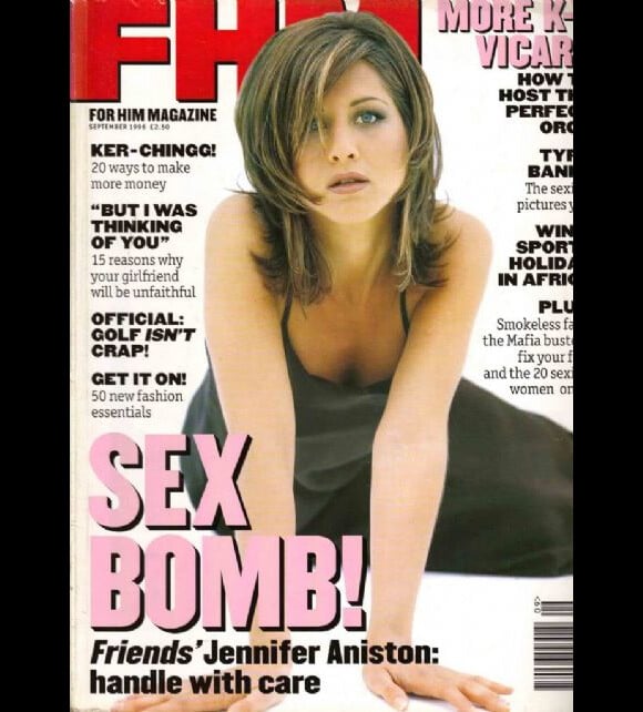 Jennifer Aniston se fait sexy pour une de ses toutes premières couvertures de magazine. FHM, septembre 1996.