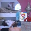 Marie se recouche dans la chambre rose dans Secret Story 5