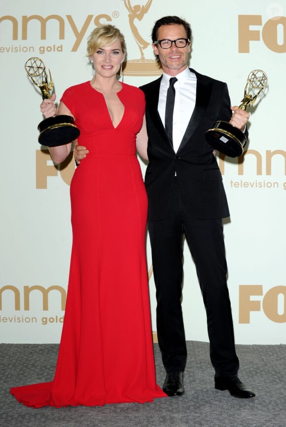 Kate Winslet et Guy Pearce lors des 63ème Emmy Awards à Los Angeles, le 18 septembre 2011