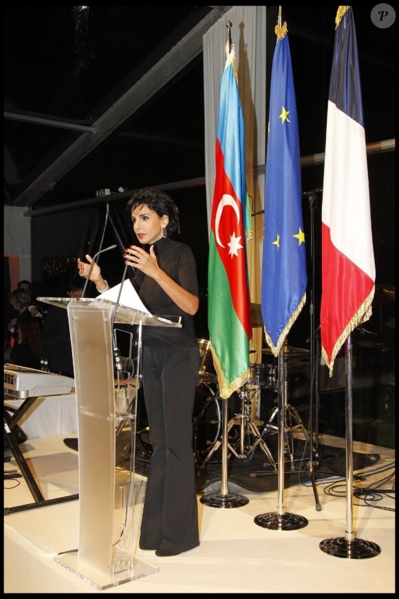 Rachida Dati lors du dîner organisé dans les jardins du Musée Rodin, à Paris, en présence de Mehriban Aliyeva, Première Dame d'Azerbaïdjan. 15 septembre 2011