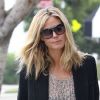Le top model Heidi Klum pouponne avec classe et escorte son fils à son cours de karaté. Beverly Hills, le 17 septembre 2011.