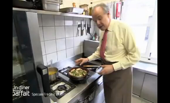 Frédéric Mitterrand dans Un dîner presque parfait - émission du vendredi 23 septembre 2011.