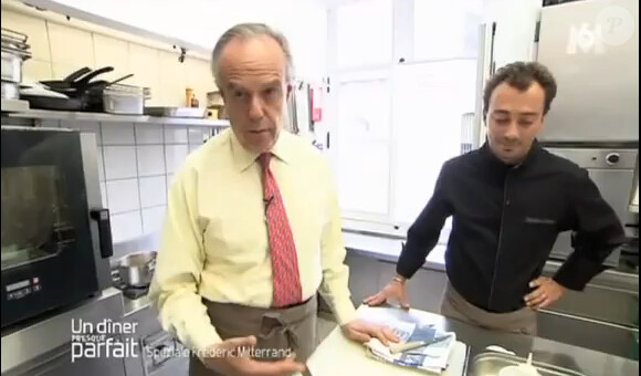 Frédéric Mitterrand dans Un dîner presque parfait - émission du vendredi 23 septembre 2011.