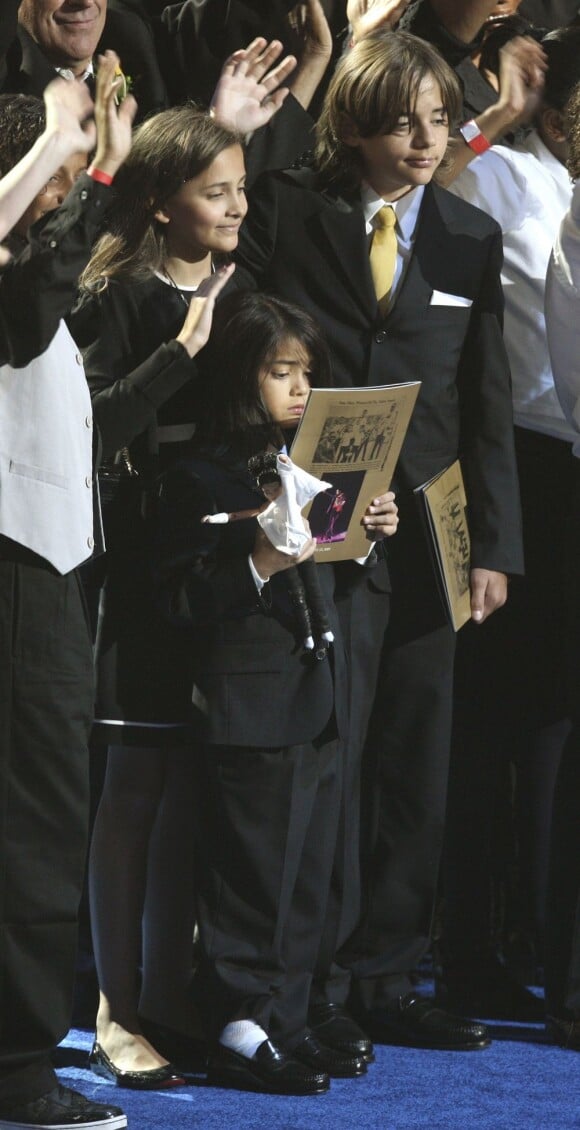 Les trois enfants de Michael Jackson à son enterrement, Paris, Prince et Blanket