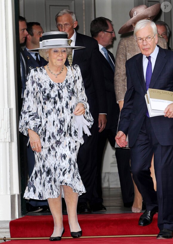 La reine Beatrix inaugurait le 5 octobre 2011 les bâtiments rénovés du Conseil d'Etat à La Haye,  dont elle est la présidente, en présence de son fils le prince Willem-Alexander et de son épouse la princesse Maxima.