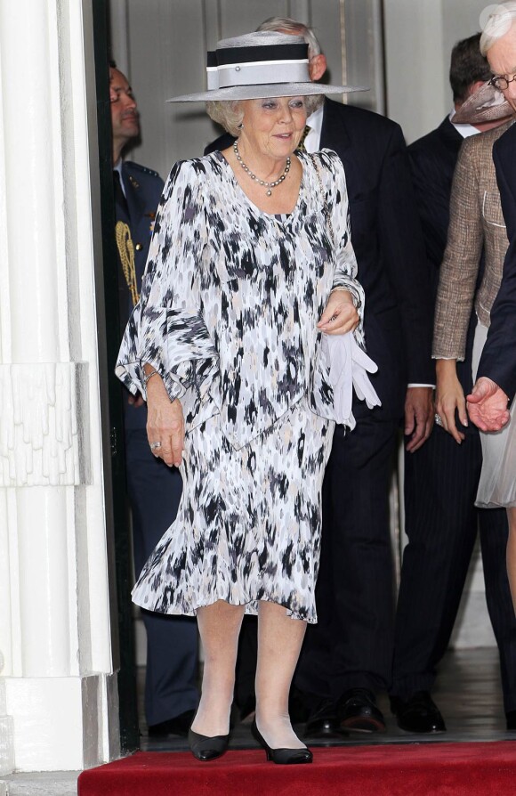 La reine Beatrix inaugurait le 5 octobre 2011 les bâtiments rénovés du Conseil d'Etat à La Haye,  dont elle est la présidente, en présence de son fils le prince Willem-Alexander et de son épouse la princesse Maxima.