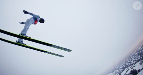 Pavel Karelin (photo : au Four Hills Tournament à Garmisch-Partenkirchen, le 1er janvier 2011), grand espoir du saut à skis russe, qui devait mener son équipe aux JO de Sotchi, est mort le 9 octobre 2011, tué sur la route.
