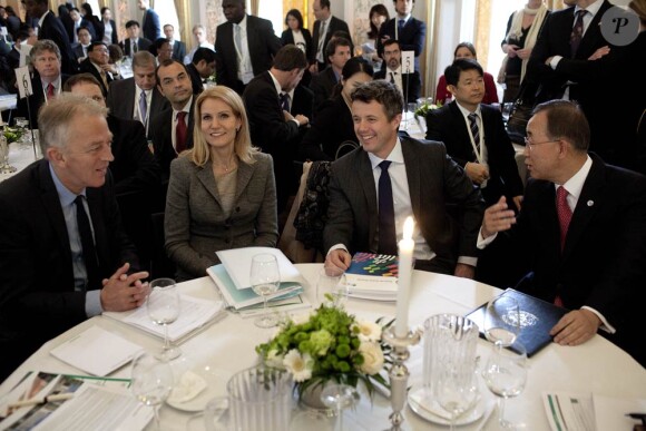 Le prince Frederik de Danemark inaugurait et prenait part, mardi 11 octobre 2011 à Copenhague, au Global Green Growth Forum, dédié au développement durable.