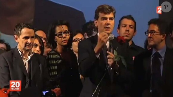 Audrey Pulvar aux côtés d'Arnaud Montebourg le soir du premier tour des primaires socialistes, à Paris, le 9 octobre 2011.