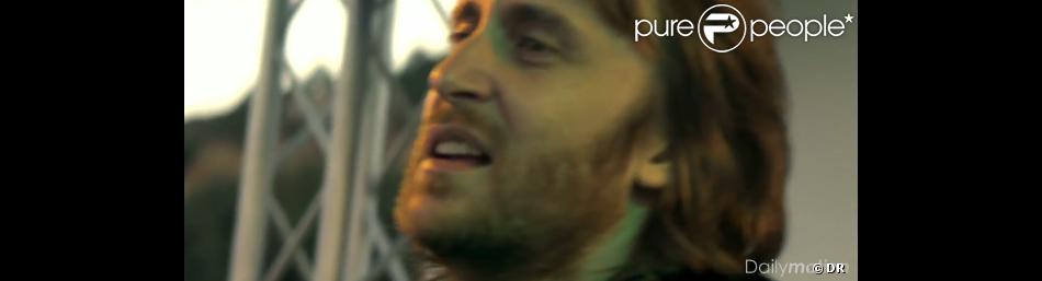 David Guetta Dans Son Clip De Without You Feat Usher Purepeople