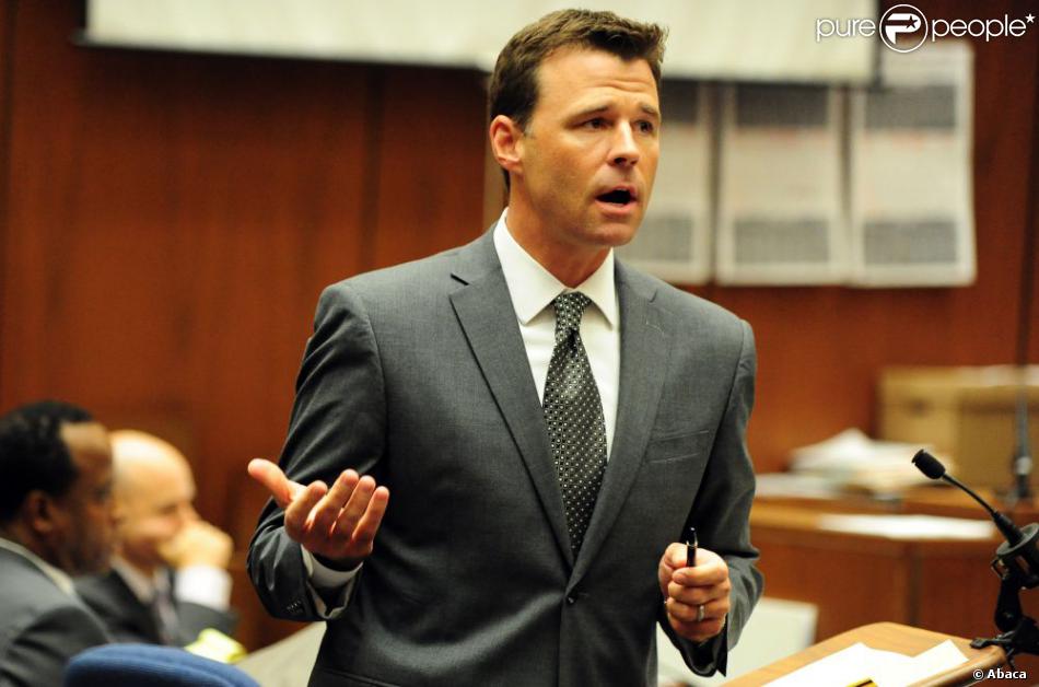 L Avocat David Walgren Au Tribunal De Los Angeles Pour Le Proces De Conrad Murray Jeudi 13 Octobre 11 Purepeople L Avocat David Walgren Au Tribunal De Los Angeles Pour Le Proces De Conrad Murray Jeudi 13 Octobre 11 Purepeople