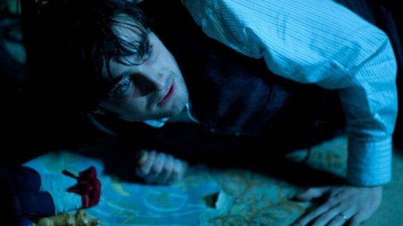 Daniel Radcliffe affronte un horrible fantôme sans la baguette d'Harry Potter