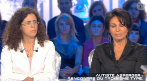 Nicole Damaggio et Anne-Claire dans Salut les terriens, samedi 15 octobre 2011 sur Canal +