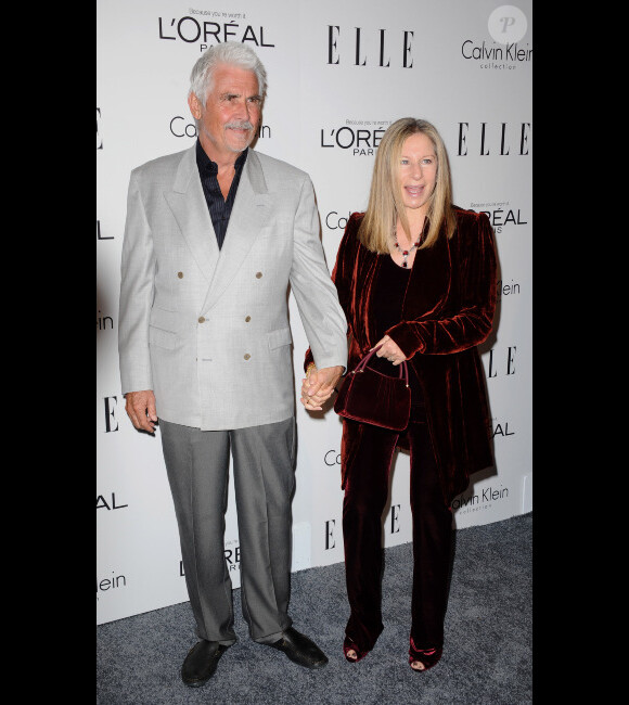 James Brolin et Barbra Streisand au gala annuel des Elle Women in Hollywood Tribute, à Los Angeles, le 17 octobre 2011