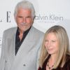 James Brolin et Barbra Streisand au gala annuel des Elle Women in Hollywood Tribute, à Los Angeles, le 17 octobre 2011