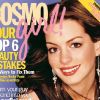 Mai 2004 : Anne Hathaway pose en couverture du magazine Cosmo Girl.