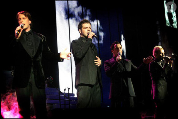 Westlife en concert à Stockholm en mars 2005