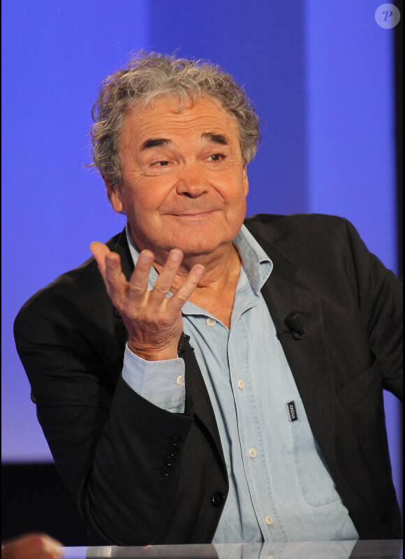 Pierre Perret, invité fil rouge de Vendredi sur un plateau ! diffusé le 21 octobre 2011 sur France 3