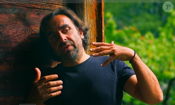 André Manoukian publie le 31 octobre 2011 Mélanchology, un album qui explore toute la profondeur de la mélancolie via le prisme des origines arméniennes de l'artiste. De la profondeur, mais aussi de la hauteur, à l'image du shooting de la pochette, réalisé sur les hauteurs de Chamonix.